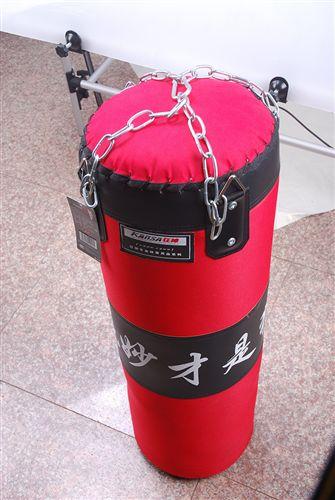 吊挂式砂袋 pu 家用健身器材批发图片由阜阳市鸿鑫文体器材销售有限